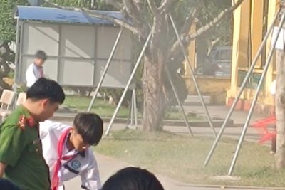 Trường THCS Xuân Đài phối kết hợp Công an huyện Xuân Trường tuyên truyền công tác phòng cháy chữa cháy( PCCC)