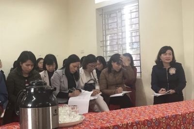 Tham gia sinh hoạt chuyên môn